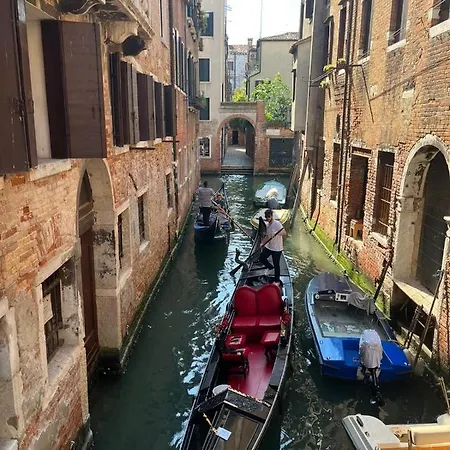 Immobiliare Nk Palazzo Bonvicini Apartamento Veneza