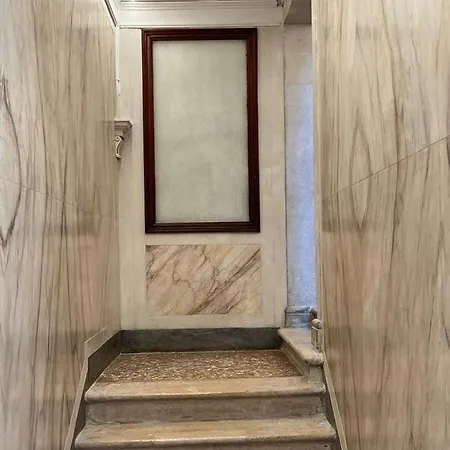 Apartment Immobiliare Nk Palazzo Bonvicini Venice